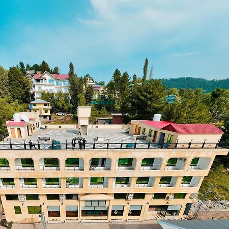Shelton Suites ブハーバン エクステリア 写真