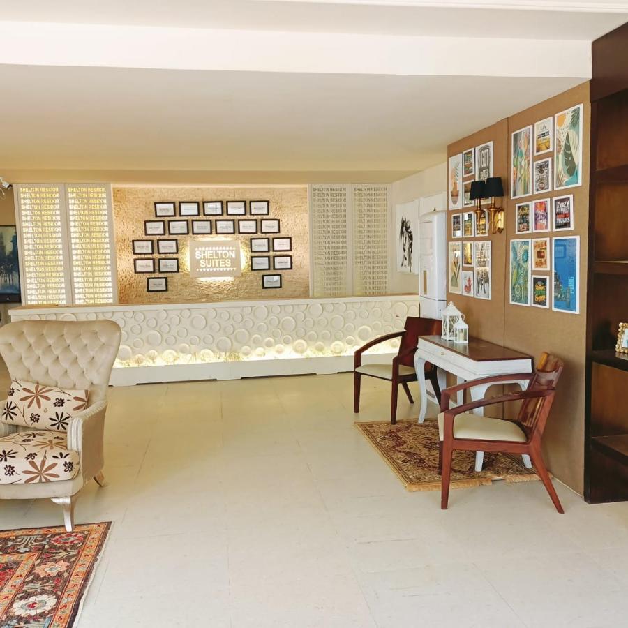 Shelton Suites ブハーバン エクステリア 写真