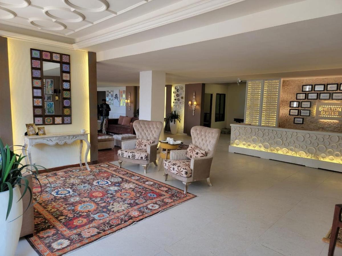 Shelton Suites ブハーバン エクステリア 写真